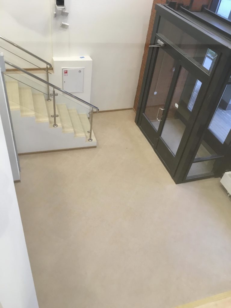 Торговое помещение 173,4 м², Комендантский пр., 60 - Антресоль